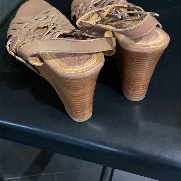 Brand New Fossil Sandals - Picture 4 of 4